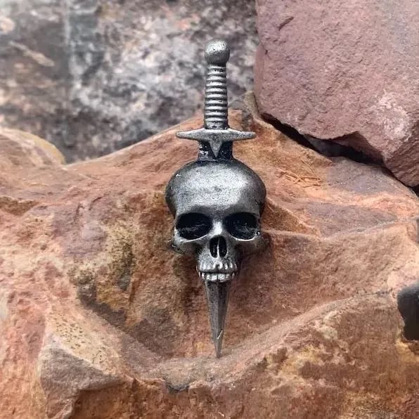 Skull Dagger